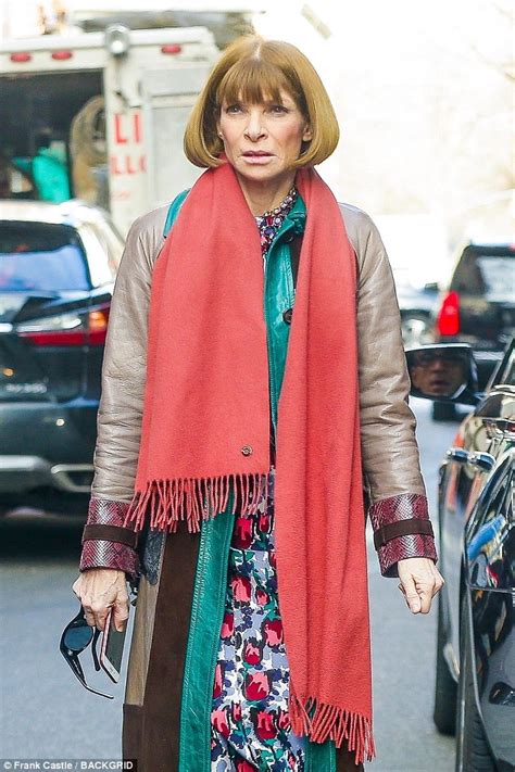 anna wintour no sunglasses